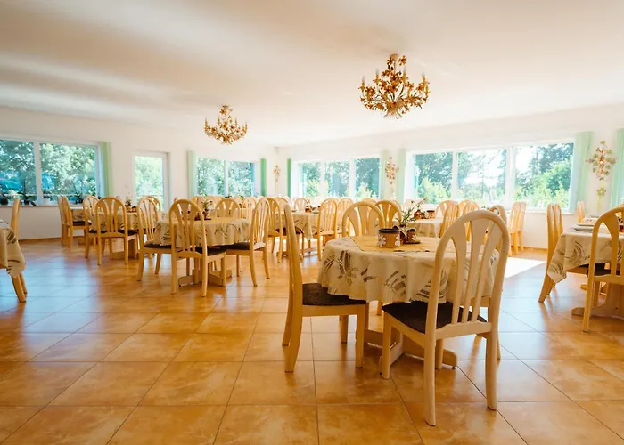 Seeberg Hotel 3*